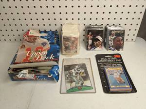 lot 133 image: Assorted Vintage Football Trading Cards