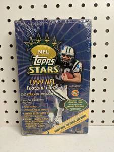 lot 217 image: Brand New 1999 Topps NFL Stars 24 Pack Box Autographs