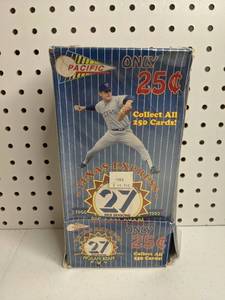 lot 228 image: 1993 Texas Express Nolan Ryan Baseball Card Set