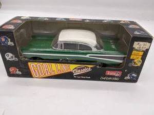 lot 43 image: 1996 Goal Line Classics Die Cast Metal Chevrolet Bank