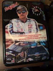 lot 300 image: Dale Earnhardt Sr. Battery Operated Wall Clock