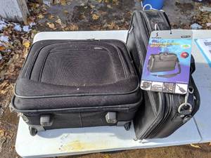 lot 122 image: Suitcase, Briefcase and Camcorder Case