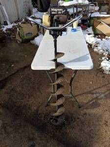lot 110 image: Magnum 49cc III Plus Ice Auger