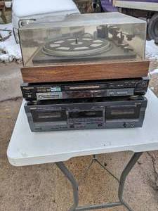 lot 190 image: Assorted Stereo Equipment - see photos