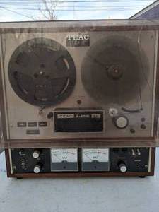 lot 303 image: TEAC A-4010SL Reel to Reel Tape Deck Recorder