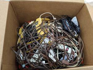 lot 78 image: Lot of Extension Cords and Power Strips
