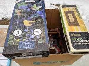 lot 93 image: Birdhouse, Thermometer and Solar Lights