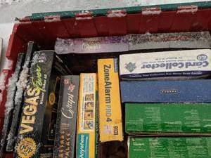lot 80 image: Assorted Games in Lidded Tote