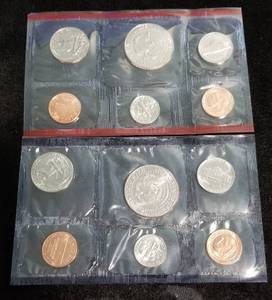 1990 US MINT SET IN ORIGINAL PACKAGING