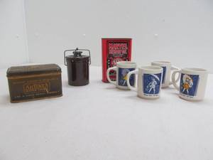 Vintage tins