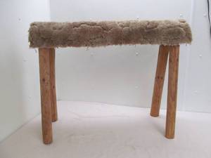 Saddle stand