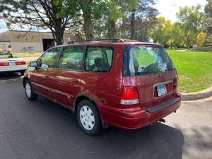 1998 Isuzu Oasis