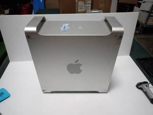 lot 10 image: Mac Pro 2.26 A1289  12GB DDR3  1TB 3.5 SATA 7200 (x2HD)