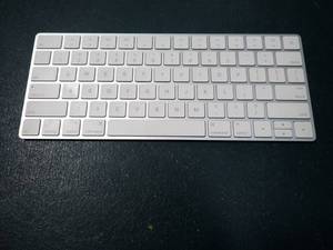 lot 34 image: Apple A1644 wireless keyboard