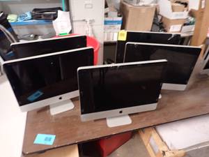 lot 37 image: 5 working iMacs, cracked screens on all of them, ALL SPECS IN DESCRIPTION