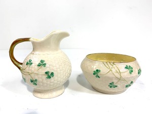 lot 191 image: Vintage Porcelain BELLEEK Clover Cream & Sugar