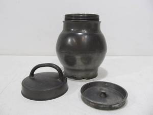 lot 31 image: Hallmarked Antique Thick Metal Tobacco Jar