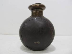 lot 30 image: Early Antique Dovetailed Copper Vessel