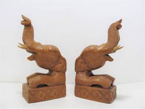 lot 90 image: Large Pair of Vintage Carved Wood Elephant Bookends