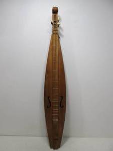 lot 103 image: Large Vintage Wooden Dulcimer Musical Instrument