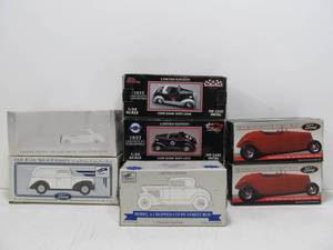 lot 138 image: Lot of 8 Diecast Cars & Trucks