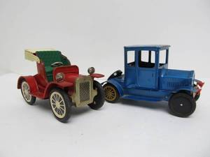 lot 156 image: Nice Pair of Vintage 1960s Japanese Tin Friction Toy Cars