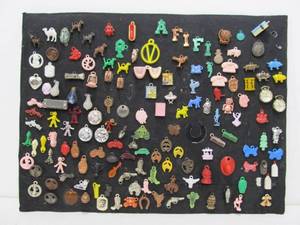 lot 162 image: Large Collection of Vintage Toy Premiums Charms Pins etc