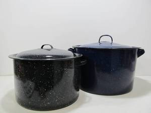 lot 169 image: 2 Large Enamelware Stock Pots
