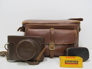 lot 172 image: Vintage KONICA Film Camera wLeather Case & Bag