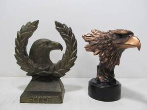 lot 233 image: Pair of Patriotic Eagle Statues