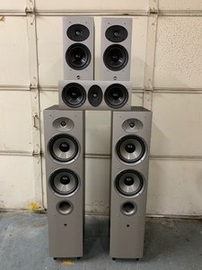 lot 77 image: Working 5-Piece ATHENA TECHNOLOGIES Surround Sound Speaker System