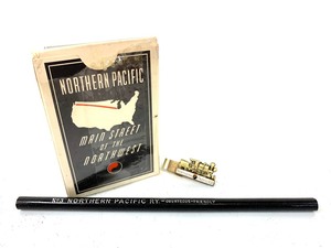 lot 336 image: 3 Old Vintage NORTHERN PACIFIC Railway Items