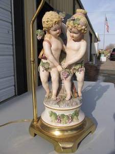 lot 280 image: Vintage Fine Porcelain Figural Cherub Table Lamp - Andrea by Sadek Cherub Series