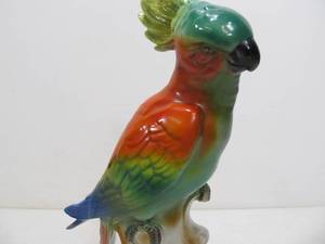 lot 346 image: Quality Old Vintage German MajolicaPorcelain Parrot 