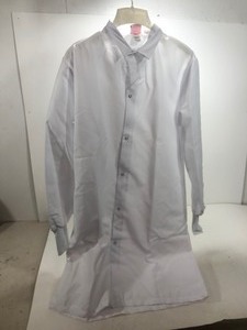 lot 323 image: 2 Cases of Brand New Lab Coats -  1 Size M - 1 Size XXL