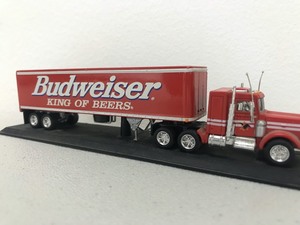 lot 15 image: Budweiser King of Beers Collectable Miniature Semi-Truck w Stand
