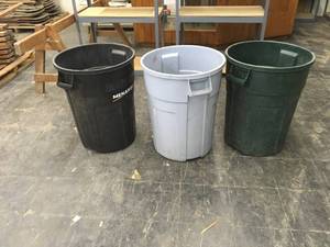 lot 18 image: Industrial Garbage Cans
