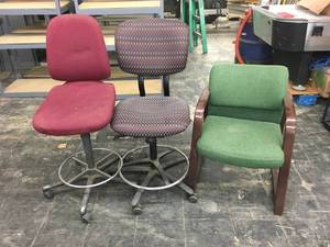 lot 19 image: Office Chairs