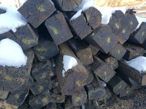 lot 26 image: 10 Railroad Ties