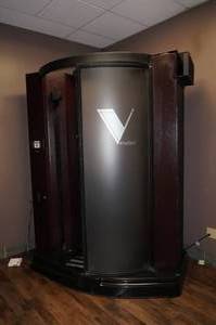 lot 11 image: VersaSpa Spray Tan Booth