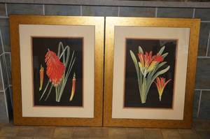 lot 24 image: 2 Framed Flower Prints