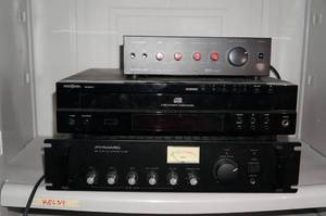 lot 31 image: Pyramid Amp, Insignia CD Changer, PA Amp