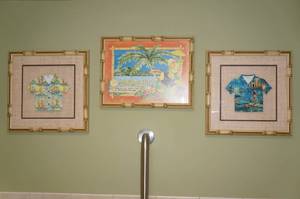 lot 39 image: 3 Island Themed Art Pieces