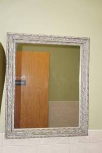 lot 40 image: Framed Mirror