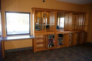 lot 52 image: Wood HutchDisplay Cabinet