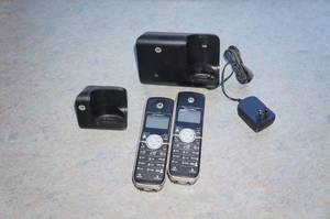 lot 44 image: 2 Cordless Phones
