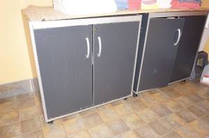 lot 57 image: 2 Cabinets with Top