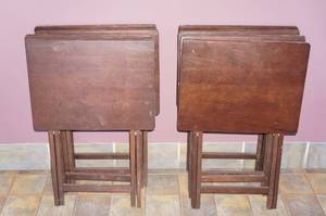 lot 76 image: Folding Wood Tables