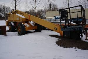 lot 7 image: Grove MZ66A Boom Man Lift