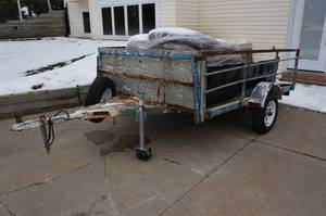 lot 15 image: 6 x 9 Utility Trailer